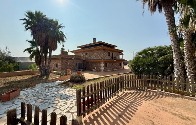 Resale - Villa - San Miguel de Salinas