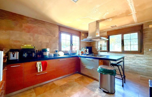 Resale - Villa - San Miguel de Salinas