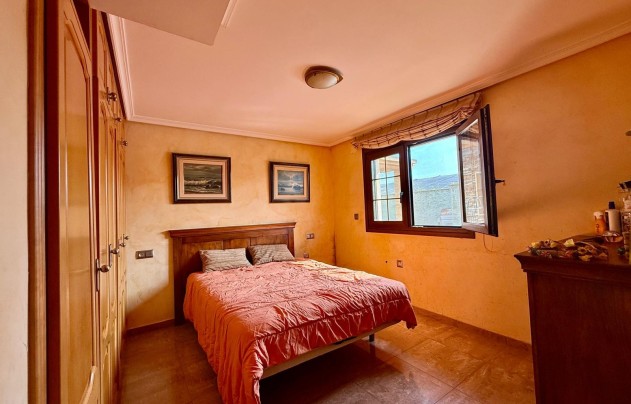 Resale - Villa - San Miguel de Salinas