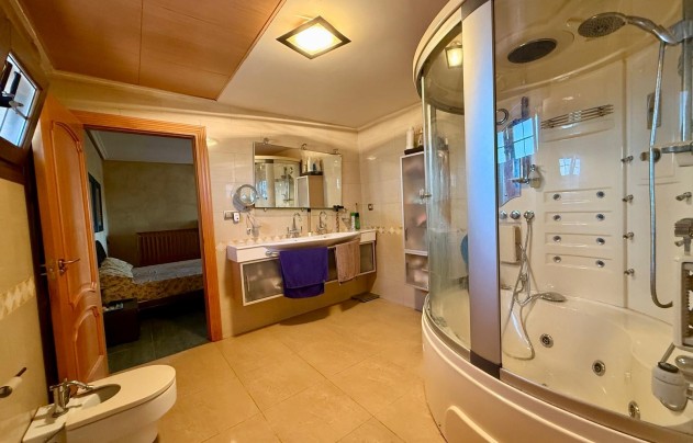 Resale - Villa - San Miguel de Salinas