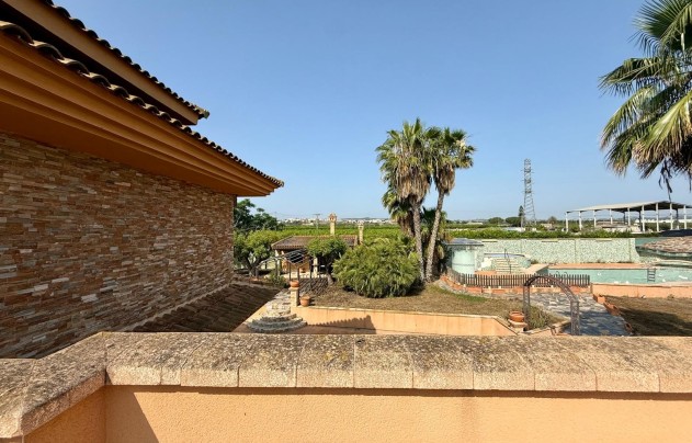 Resale - Villa - San Miguel de Salinas