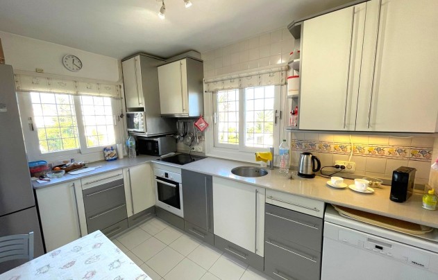 Revente - Villa - Villamartín