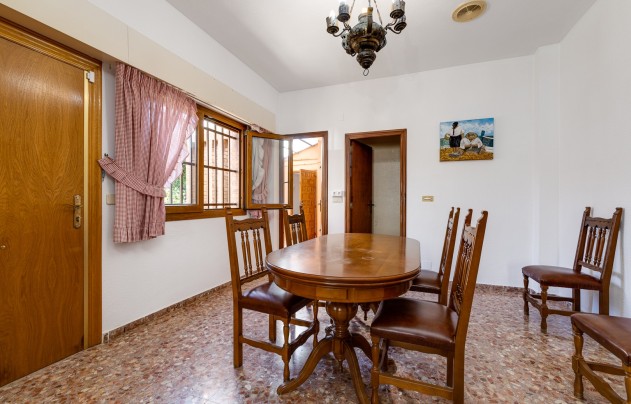 Reventa - Villa - Torrevieja - La Mata
