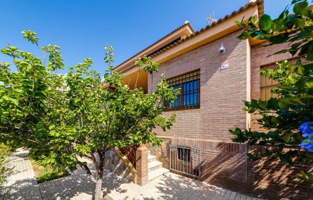 Reventa - Villa - Torrevieja - La Mata