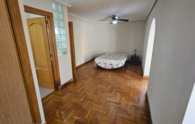 Herverkoop - Villa - Los Alcazares