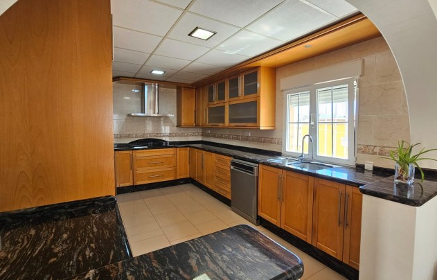 Herverkoop - Villa - Los Alcazares