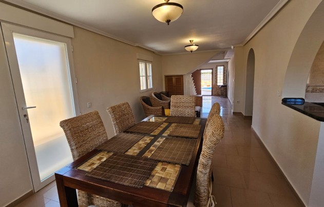 Herverkoop - Villa - Los Alcazares