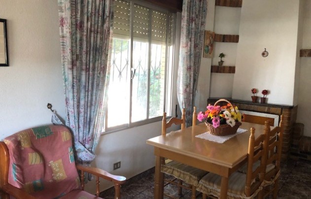 Resale - Villa - Los Alcazares