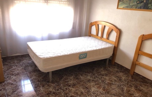 Resale - Villa - Los Alcazares
