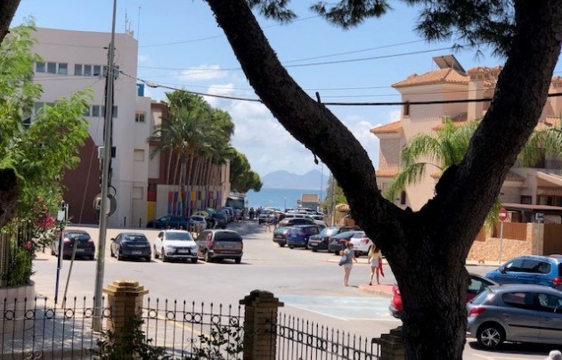 Resale - Villa - Los Alcazares