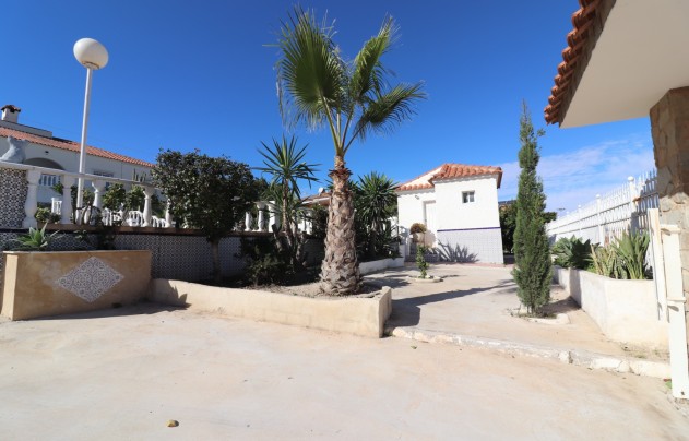 Resale - Villa - Algorfa - Lomas de La Juliana