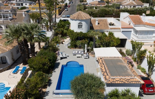 Resale - Villa - Torrevieja - La Siesta