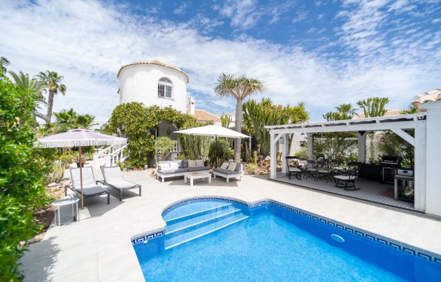 Resale - Villa - Torrevieja - La Siesta