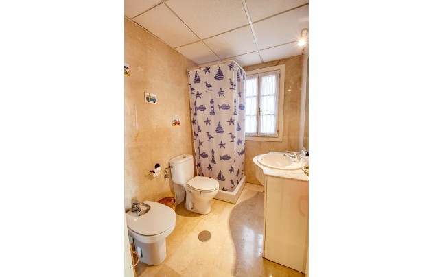 Resale - Villa - Benidorm - Zona de Poniente