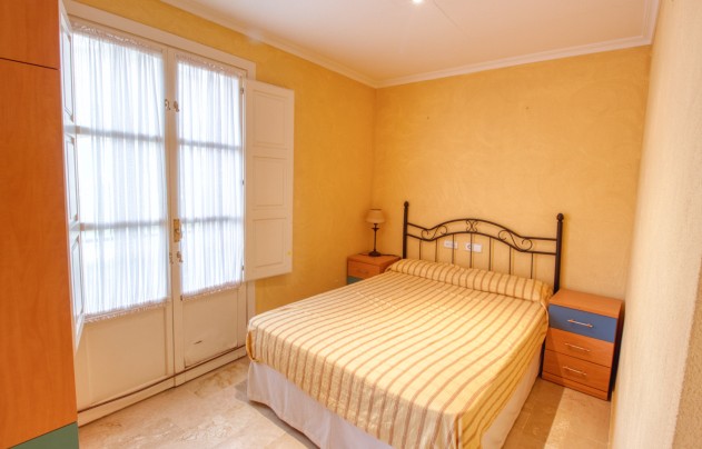 Resale - Villa - Benidorm - Zona de Poniente