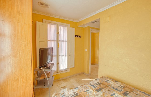 Resale - Villa - Benidorm - Zona de Poniente