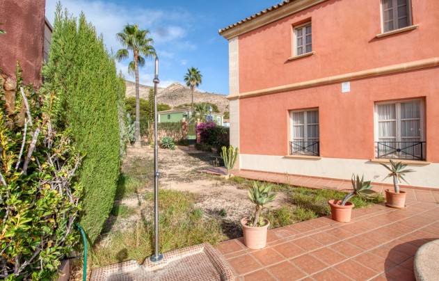 Resale - Villa - Benidorm - Zona de Poniente