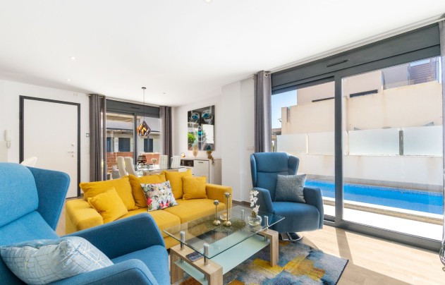 Revente - Villa - Torrevieja - Aguas Nuevas