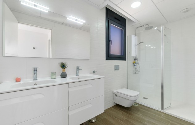 Revente - Villa - Torrevieja - Aguas Nuevas