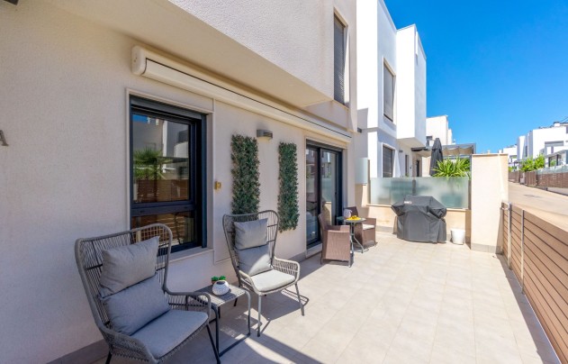 Revente - Villa - Torrevieja - Aguas Nuevas