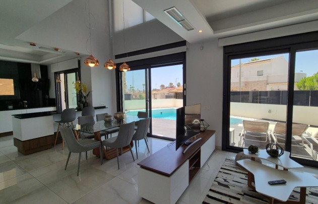 Revente - Villa - Torrevieja - Costa Blanca Sur
