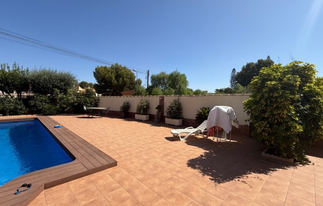 Resale - Villa - Torrevieja - Costa Blanca Sur