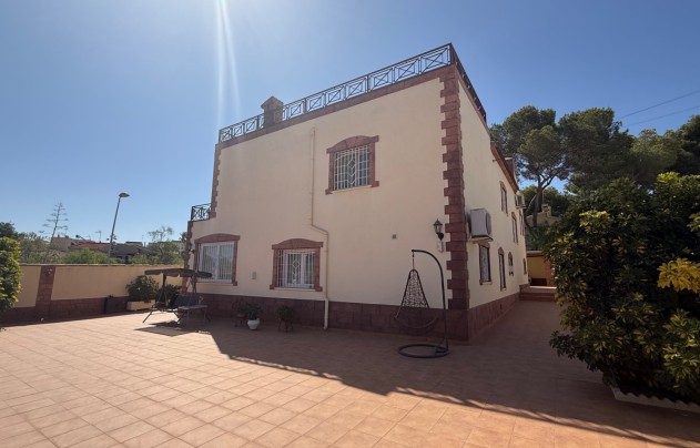 Resale - Villa - Torrevieja - Costa Blanca Sur