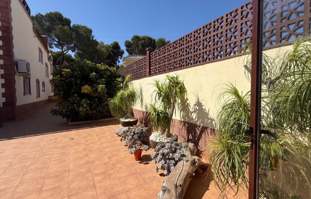 Resale - Villa - Torrevieja - Costa Blanca Sur