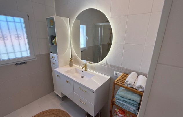 Resale - Villa - Torrevieja - Costa Blanca Sur