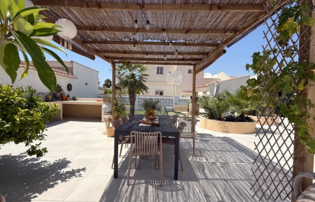 Resale - Villa - Torrevieja - Costa Blanca Sur