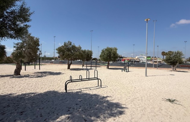 Resale - Villa - Torrevieja - Costa Blanca Sur