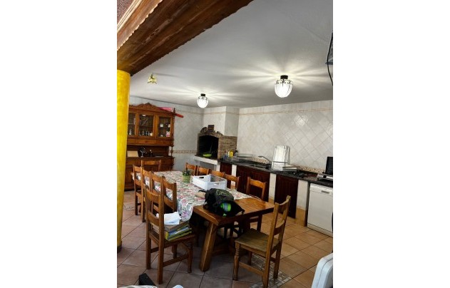 Resale - Villa - Orihuela