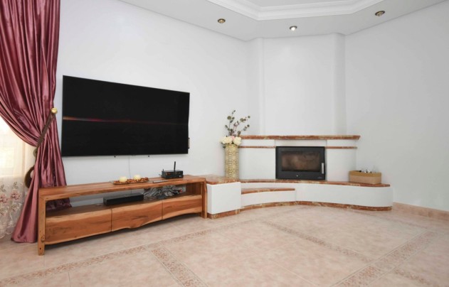 Resale - Villa - Orihuela