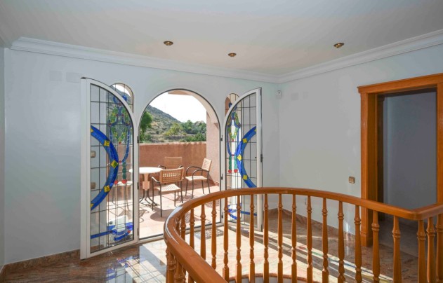 Resale - Villa - Orihuela