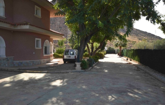 Resale - Villa - Orihuela
