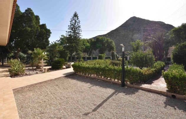 Resale - Villa - Orihuela