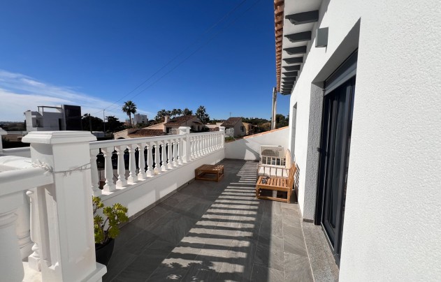 Herverkoop - Huis - Orihuela Costa - Punta Prima