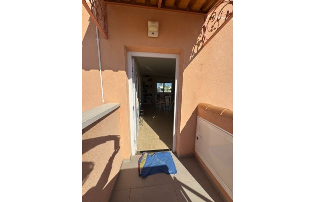 Resale - Villa - Mil Palmeras