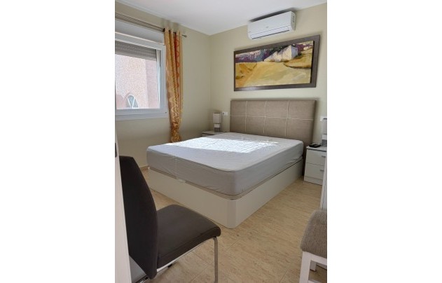 Resale - Villa - Mil Palmeras