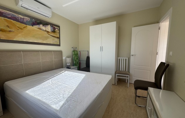 Resale - Villa - Mil Palmeras