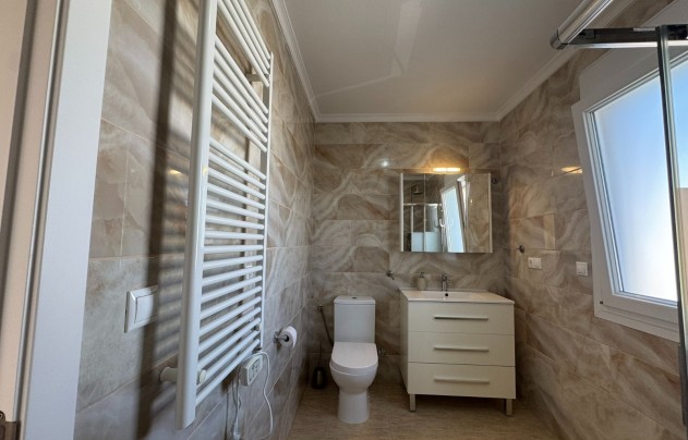 Resale - Villa - Mil Palmeras