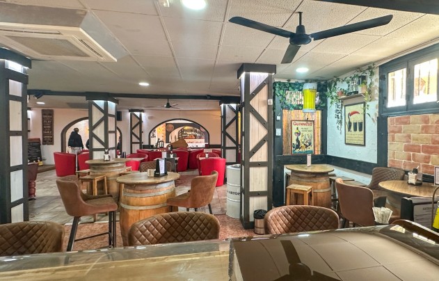 Revente - Commercial - Torrevieja - Nueva Torrevieja