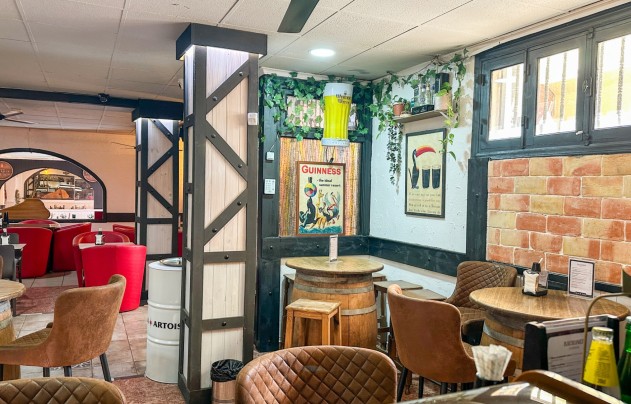 Revente - Commercial - Torrevieja - Nueva Torrevieja