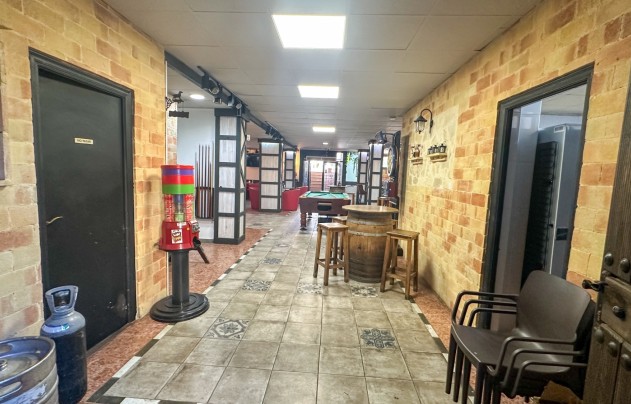 Revente - Commercial - Torrevieja - Nueva Torrevieja