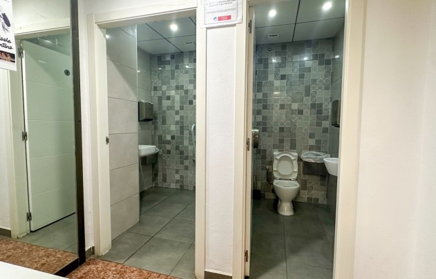 Revente - Commercial - Torrevieja - Nueva Torrevieja