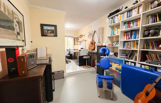 Herverkoop - Huis - Crevillente