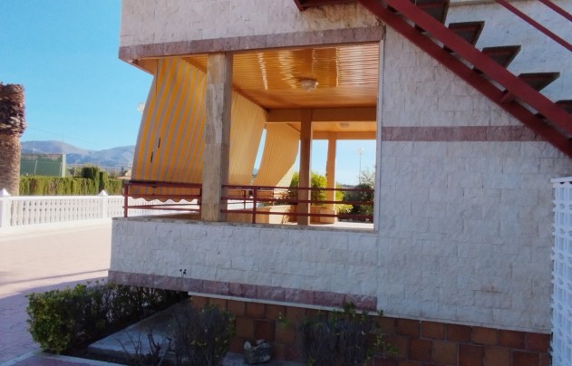 Revente - Villa - Sax