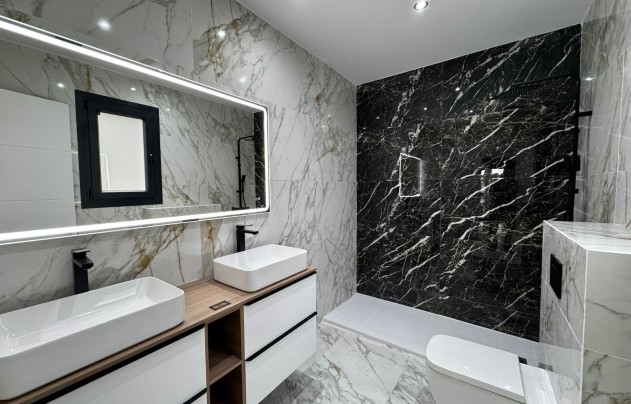 Resale - Villa - Torrevieja - Los Balcones