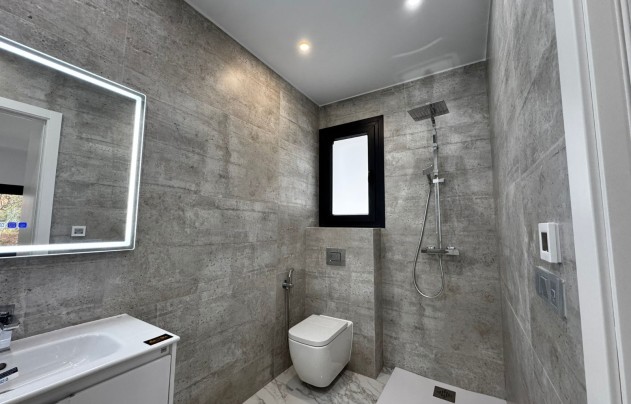 Resale - Villa - Torrevieja - Los Balcones