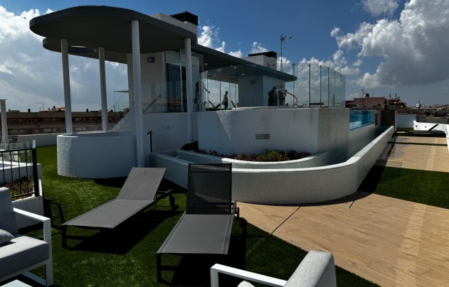 Resale - Apartment - Punta Prima